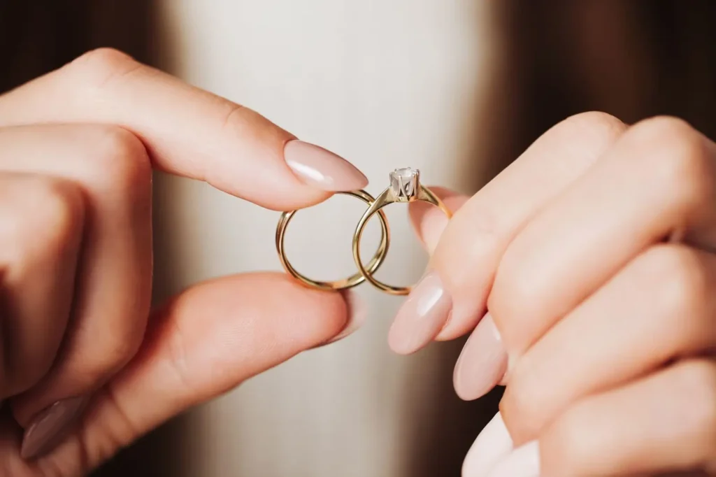 5 Signs You’ve Found the Right Engagement Ring 3