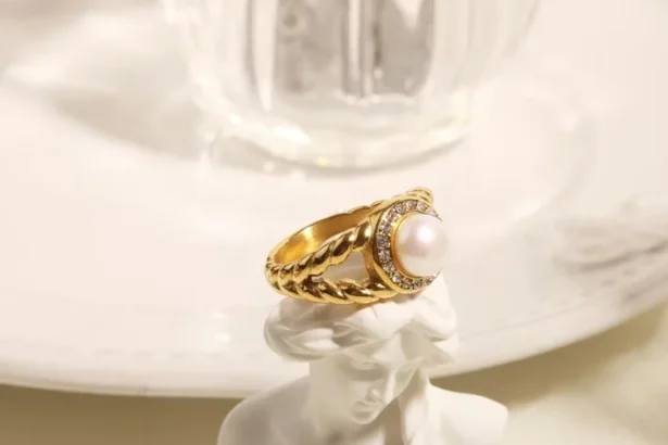 Why vintage rings are becoming the modern luxury statement